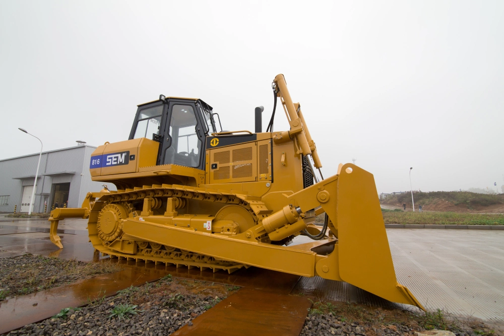 Sem816 High Quality Branded Bulldozer Construction Machinery for Coal Yard, Mining, Road Building and Building